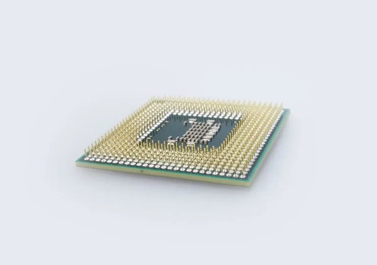 퀄컴 칩과 로열티, 두 엔진의 비대칭 (QCOM 2026) 19 퀄컴 로열티 — QTL 라이선싱과 QCT 반도체 듀얼 엔진